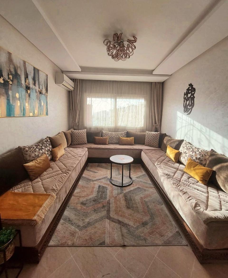 Appartement Pour Familles En Residence Avec Piscine Et Wifi Marrakesch Exterior foto